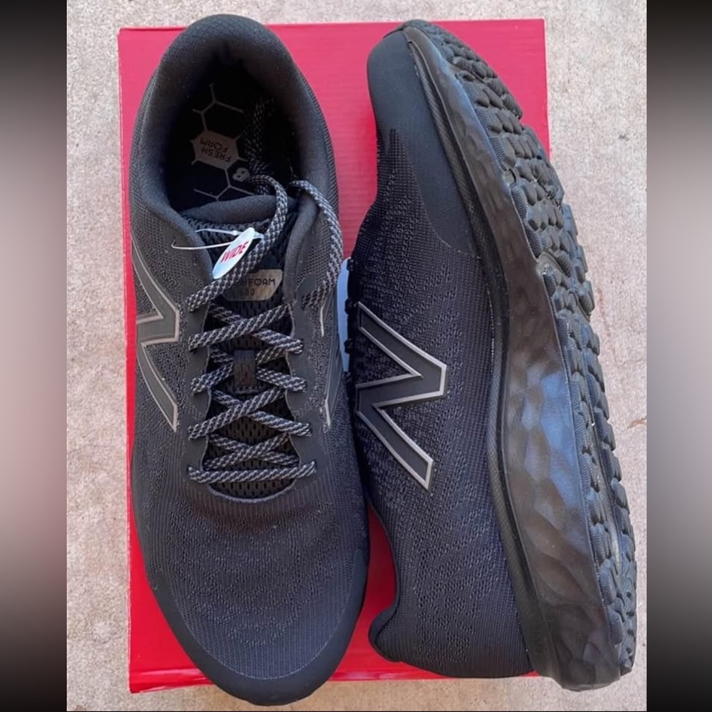 NEW Men's ‘New Balance’ Fresh Foam 680v7 - size: 12 - width: 4E